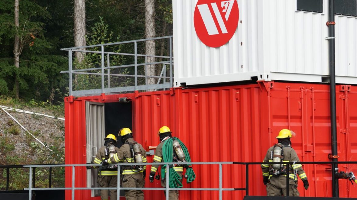 Seaspan is proud to share that we have taken a major step forward in strengthening marine firefighting capability on the North Shore.